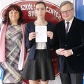  Burmistrz Darłowa wręczył uczniom w Darłówku  56 stypendiów za dobre wyniki w nauce
